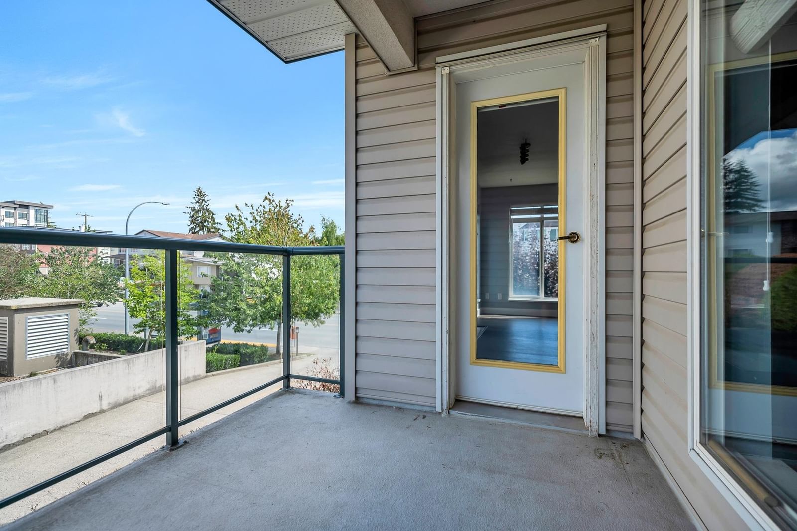 Listing Image 23