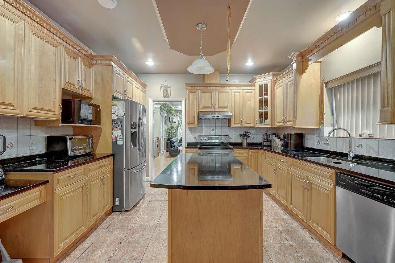Listing Image 15