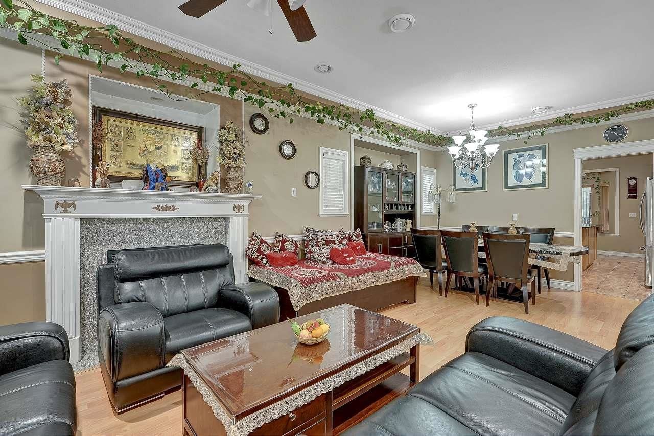 Listing Image 9