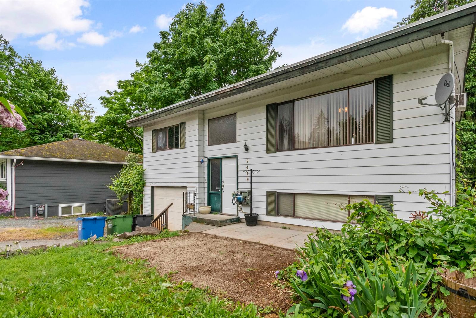 Listing Image 1