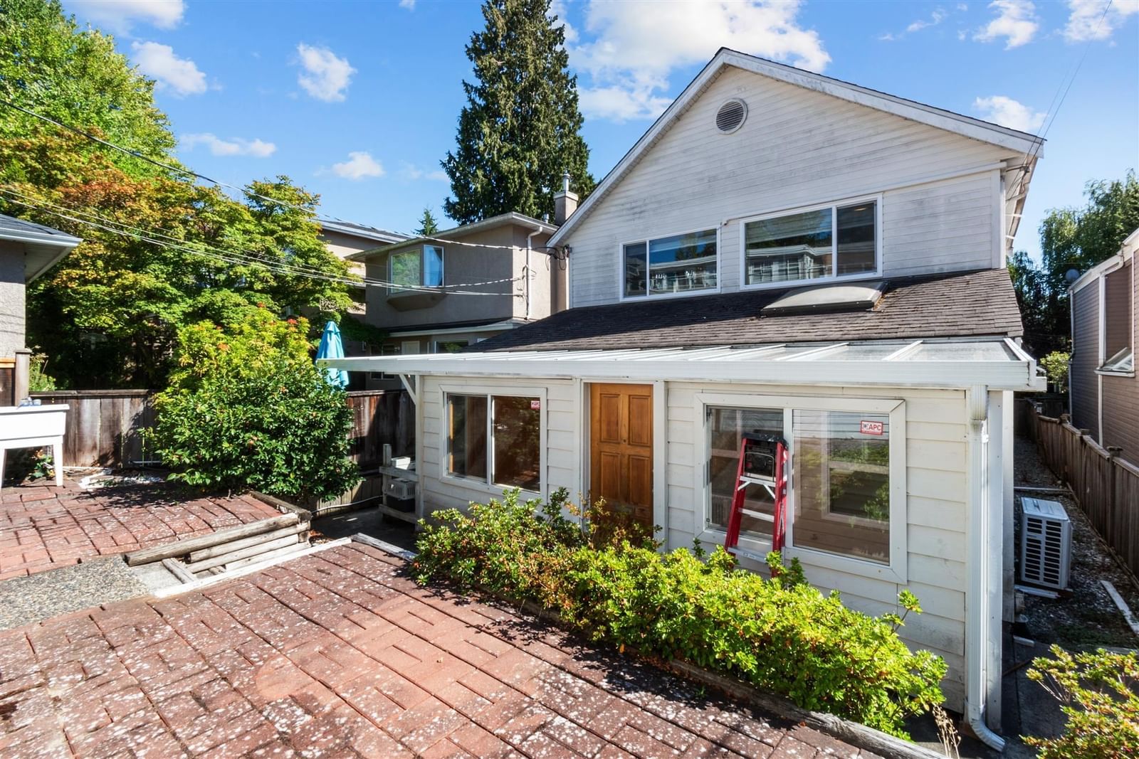 Listing Image 22