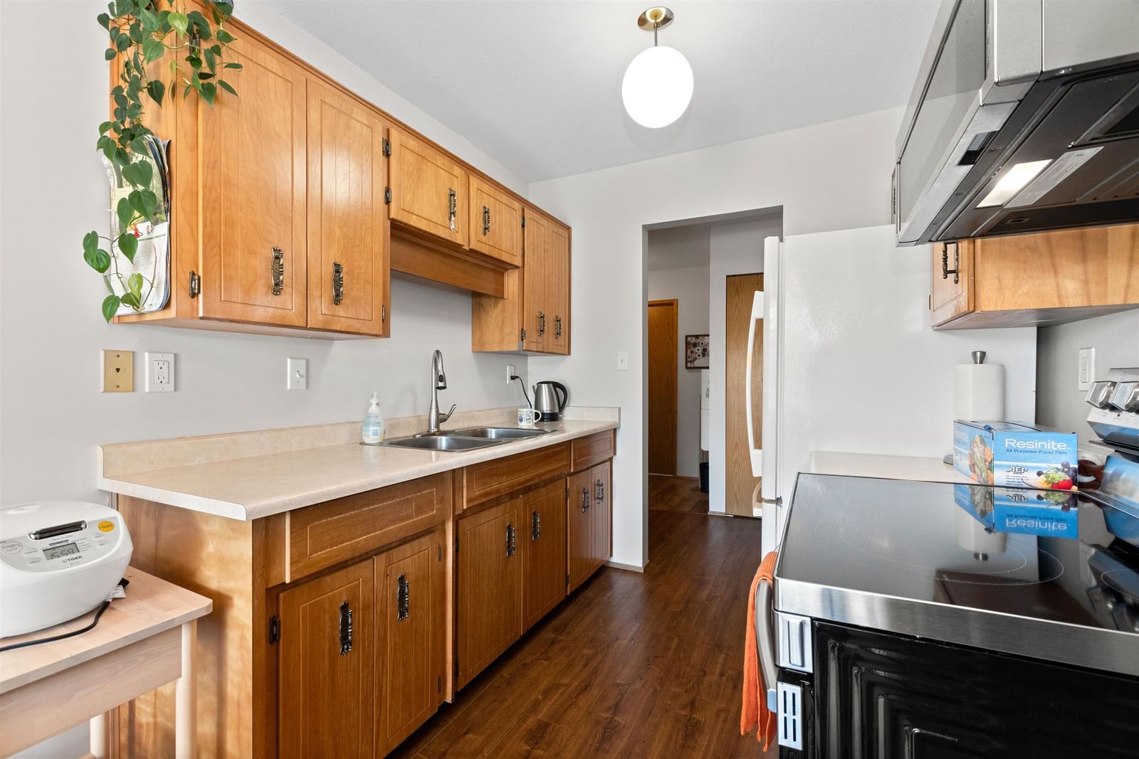 Listing Image 19