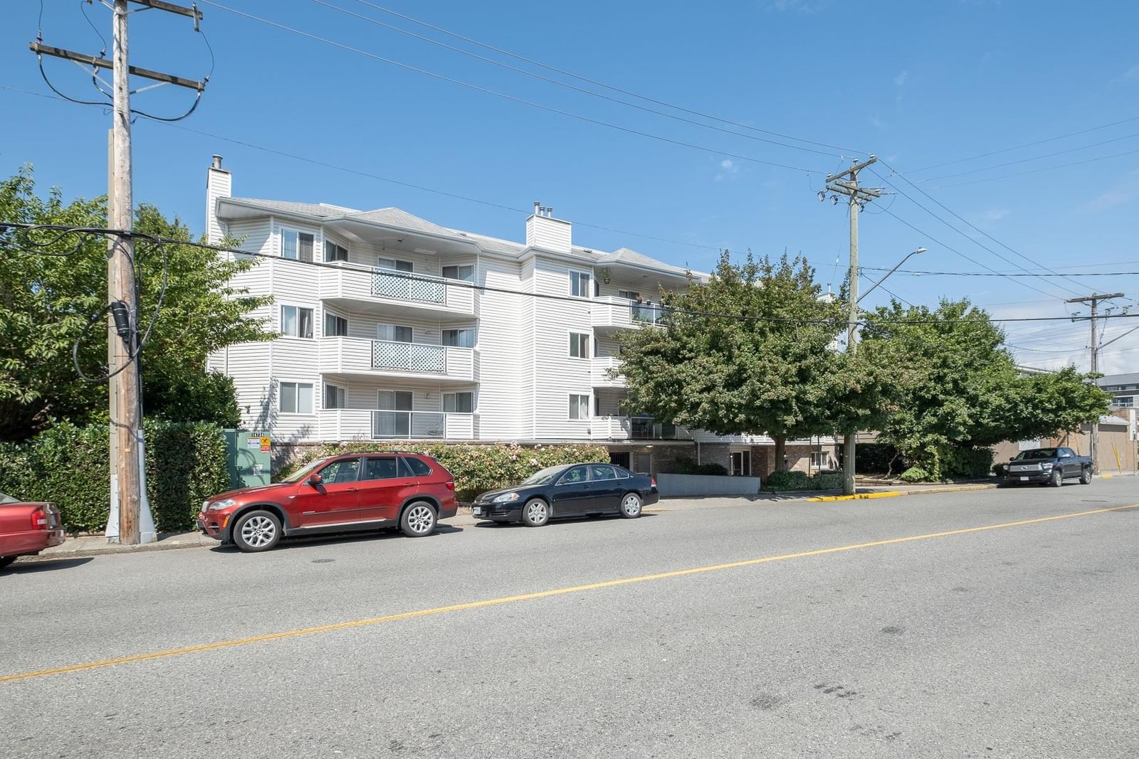 Listing Image 18