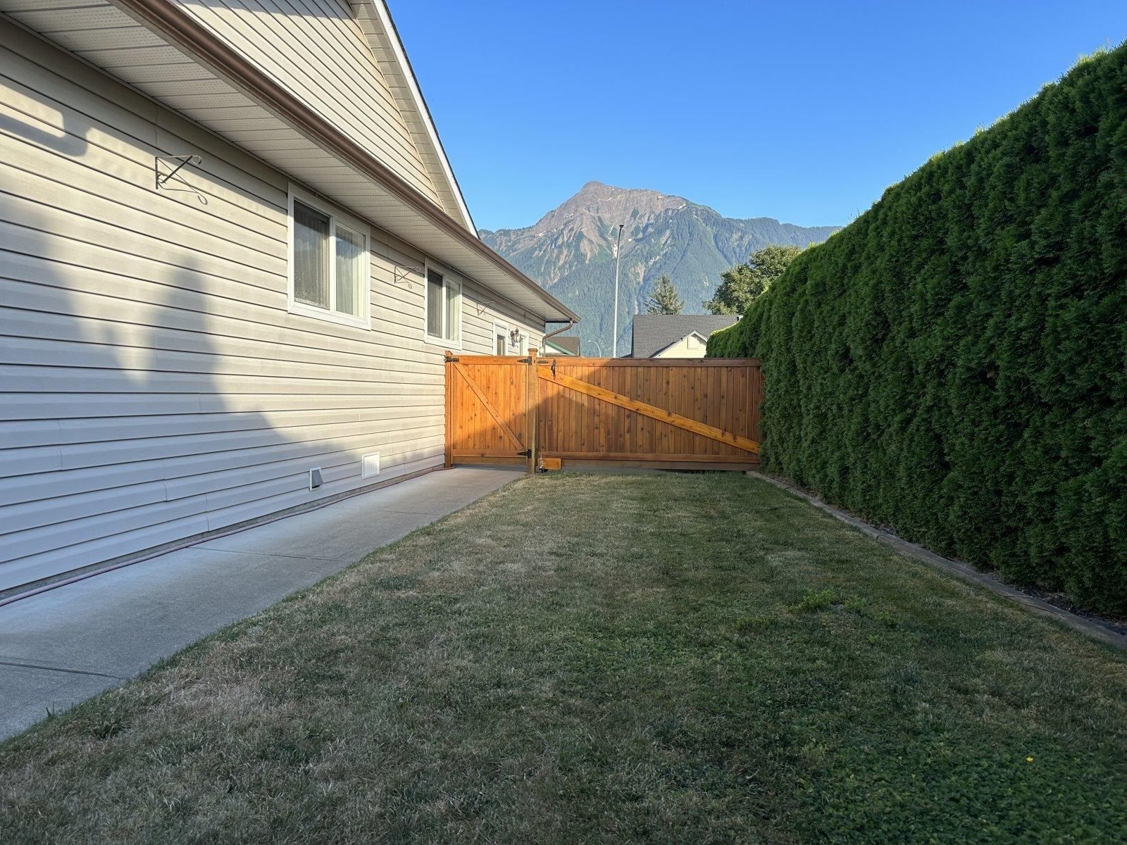 Listing Image 28