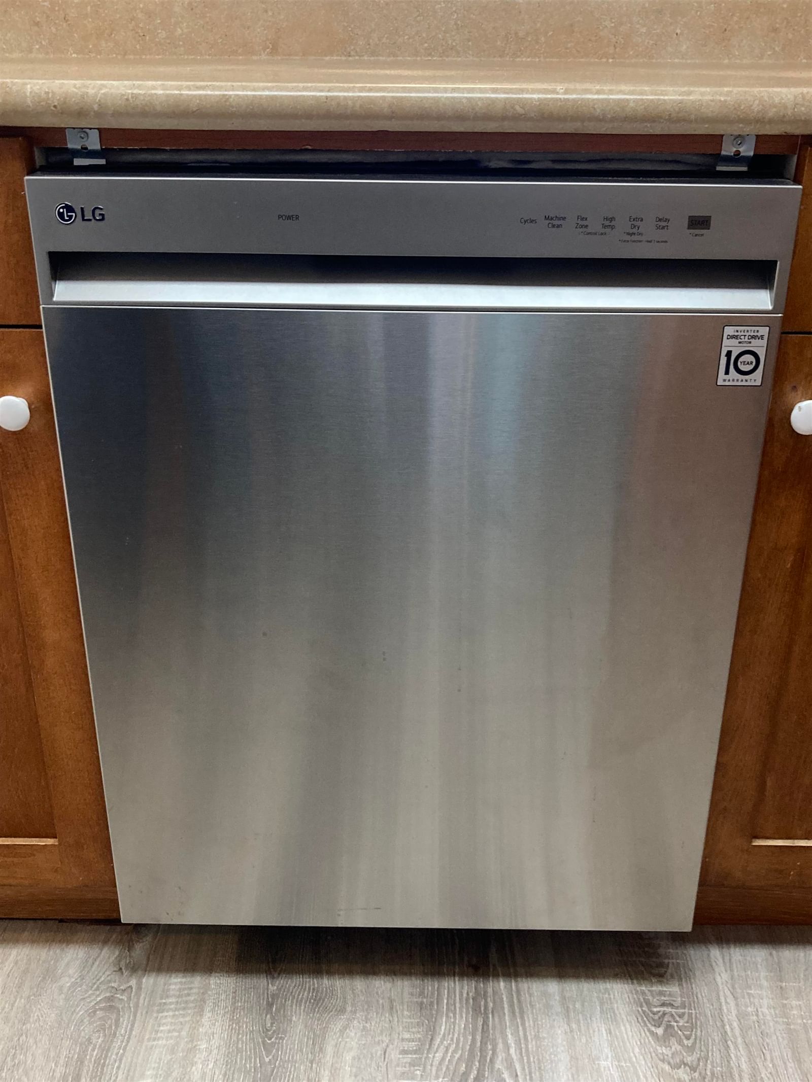 Listing Image 11