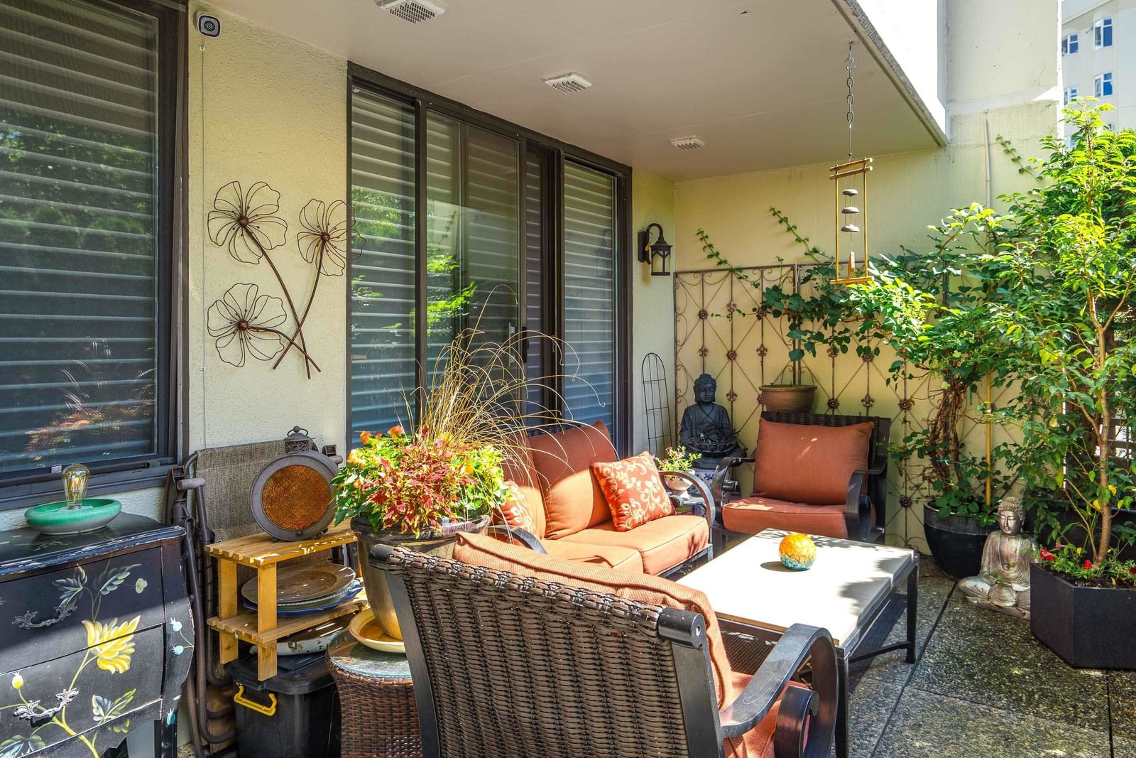 Listing Image 22