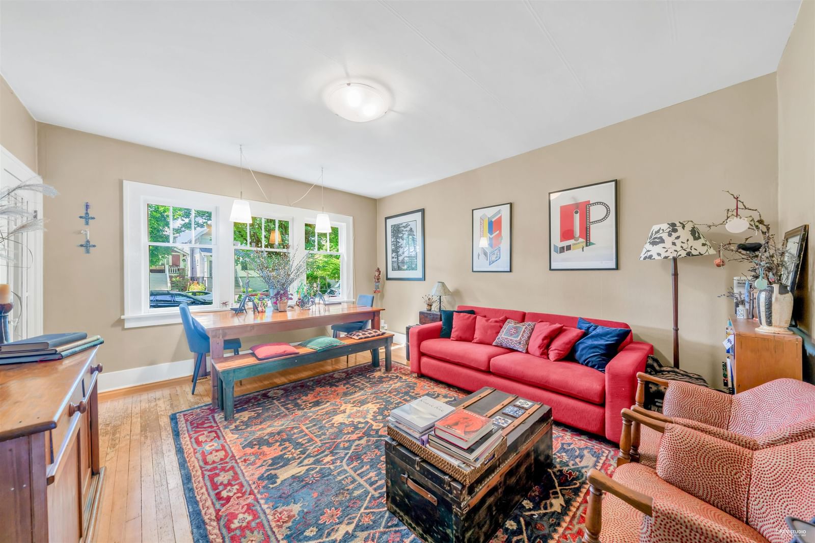Listing Image 5
