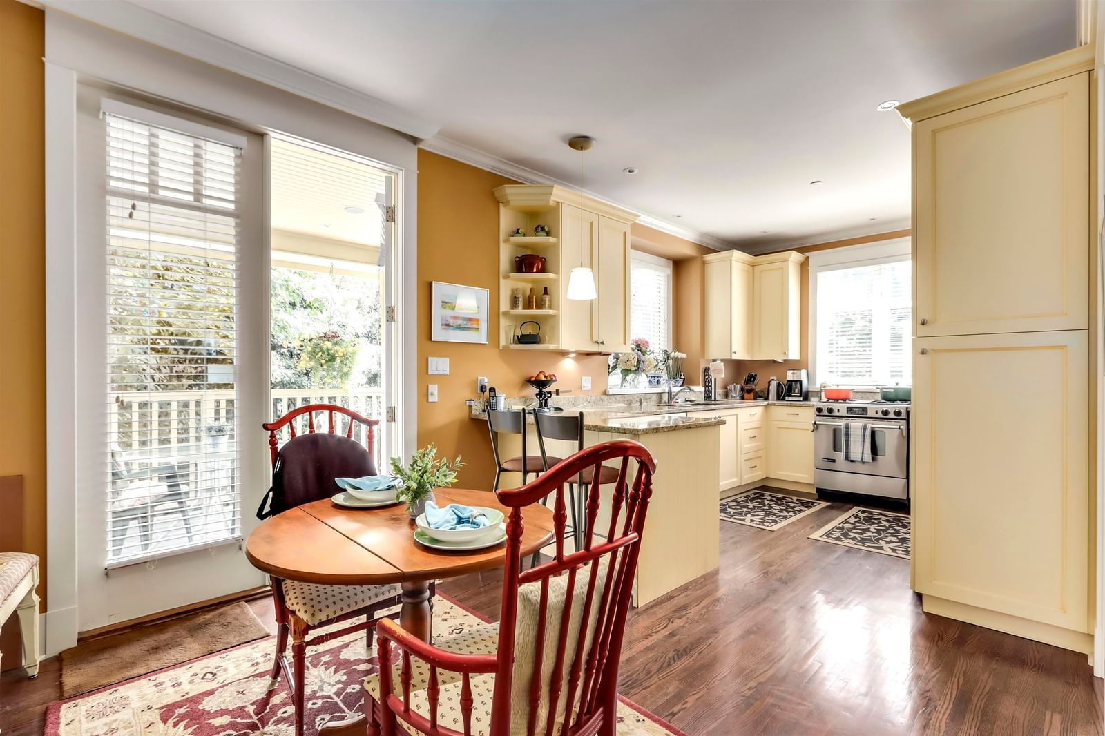 Listing Image 12