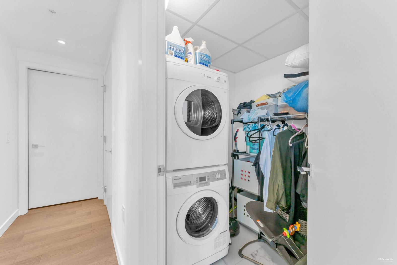 Listing Image 16
