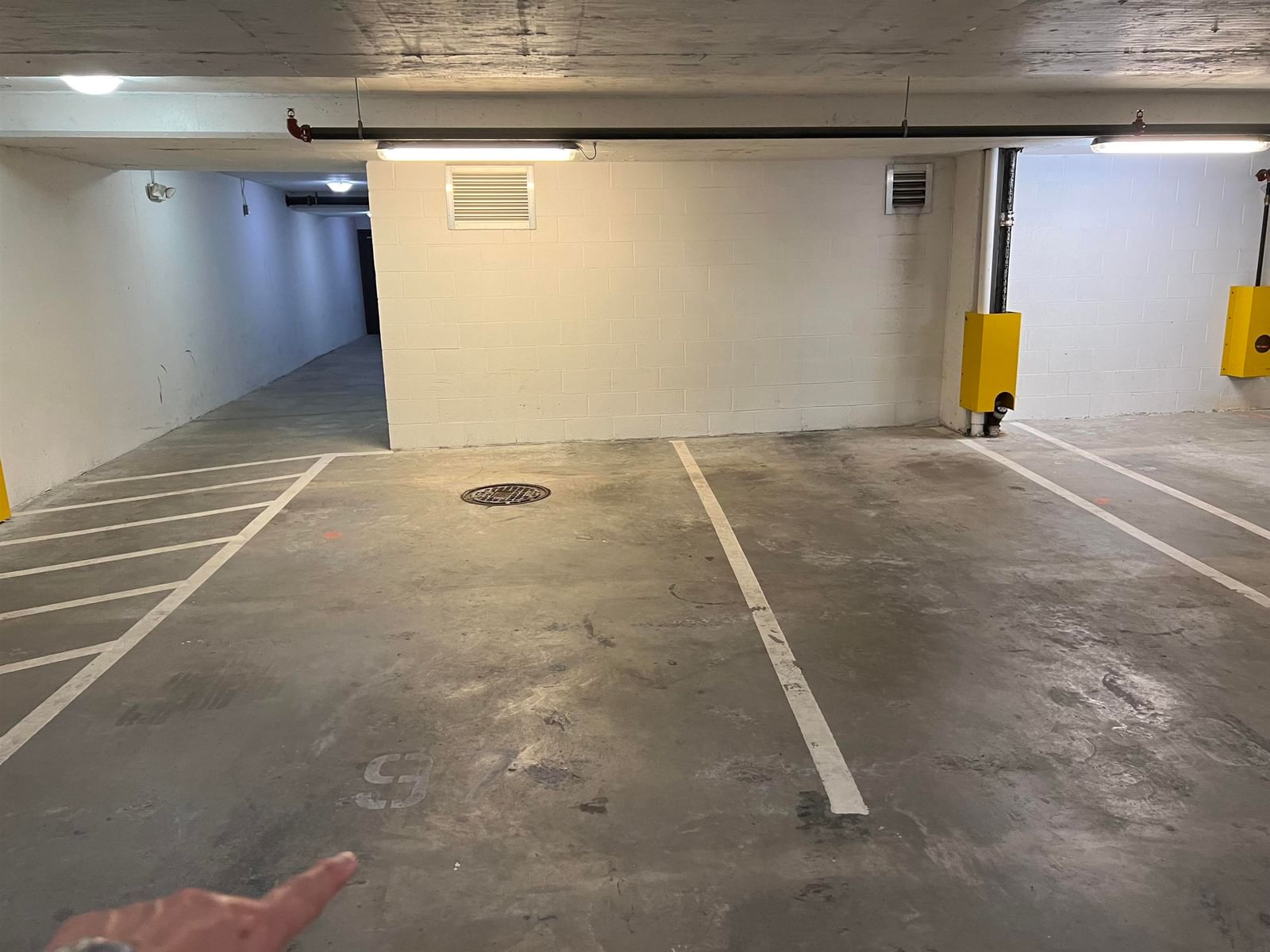 Listing Image 18