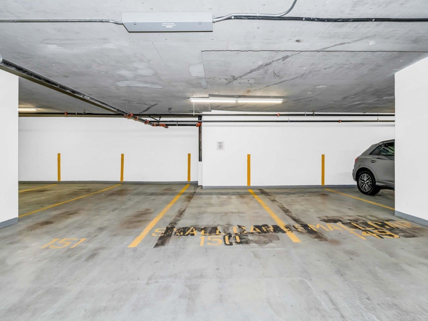 Listing Image 25