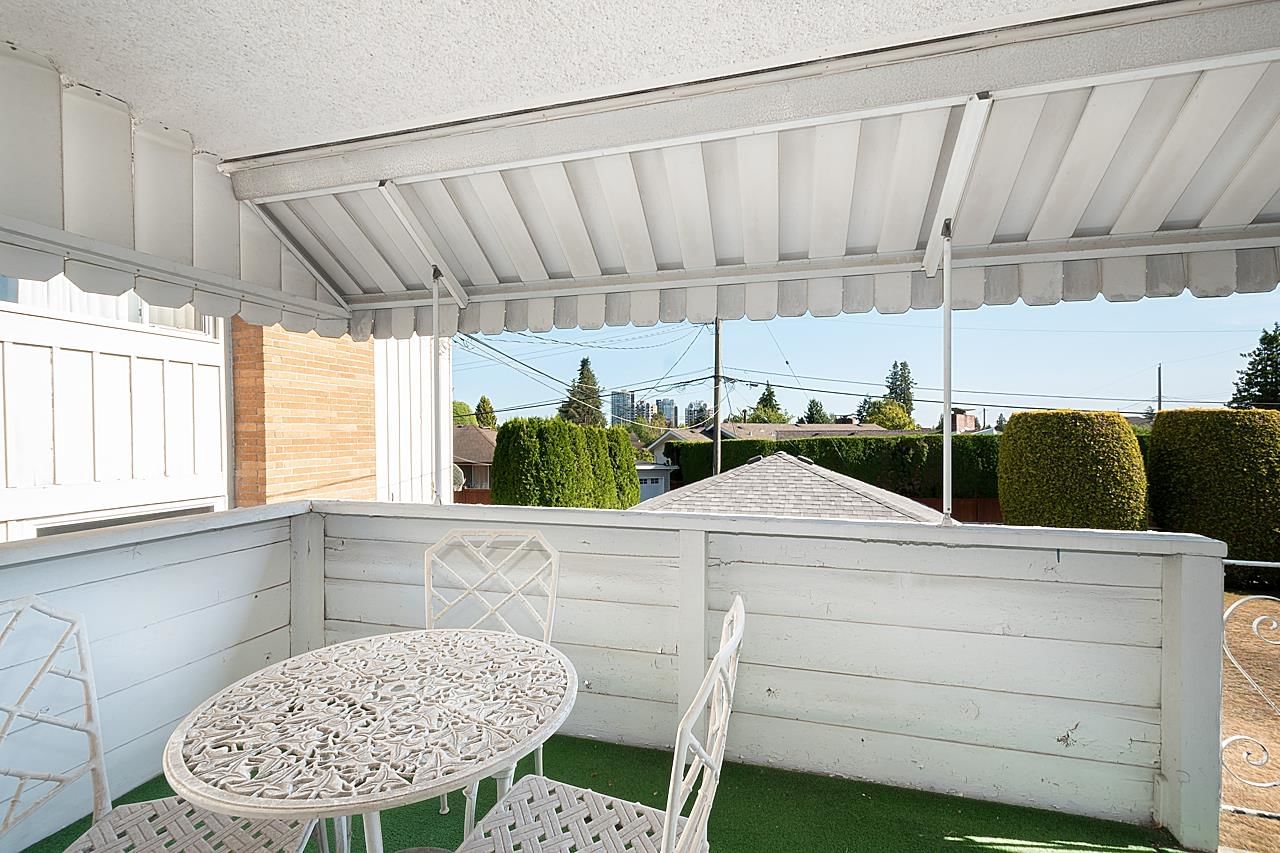 Listing Image 10