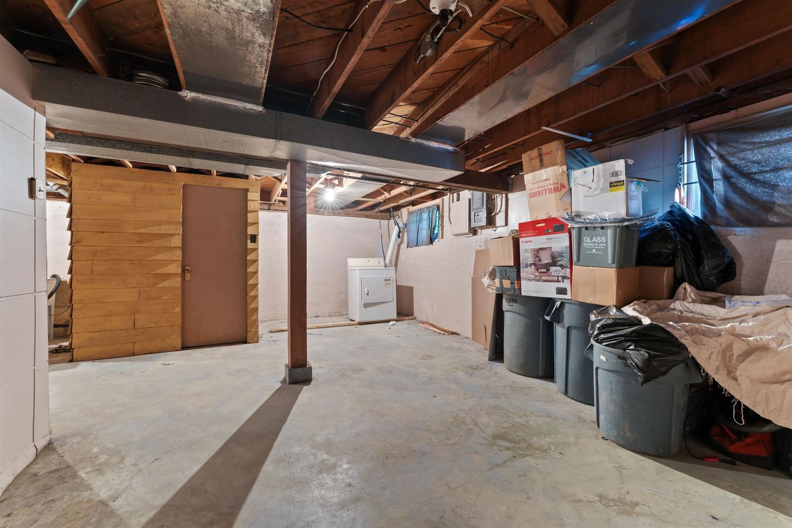 Listing Image 16