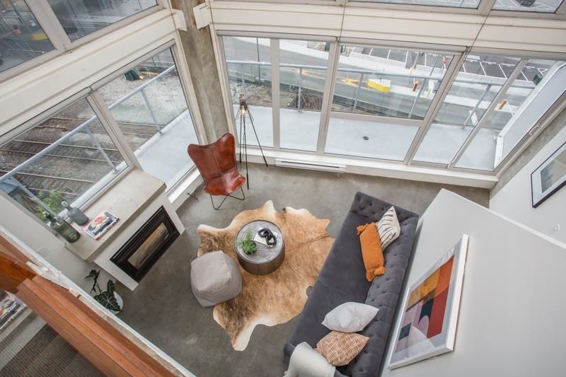 Listing Image 14