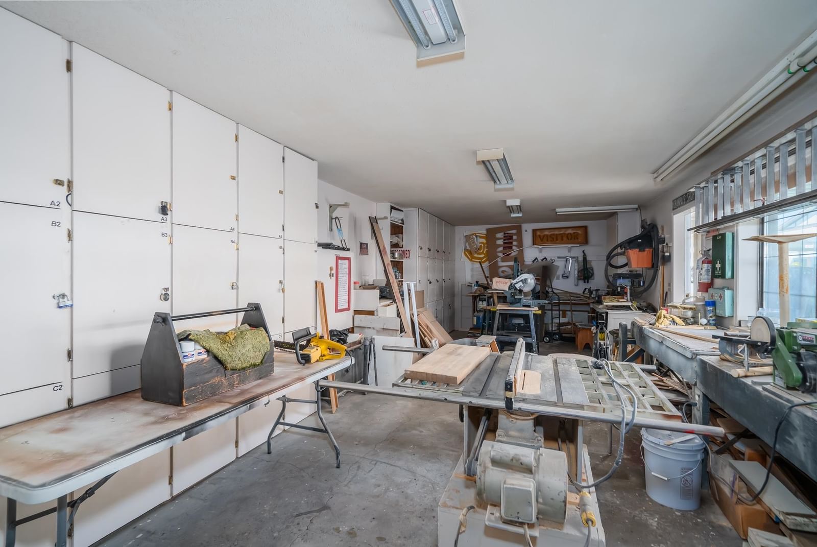 Listing Image 33
