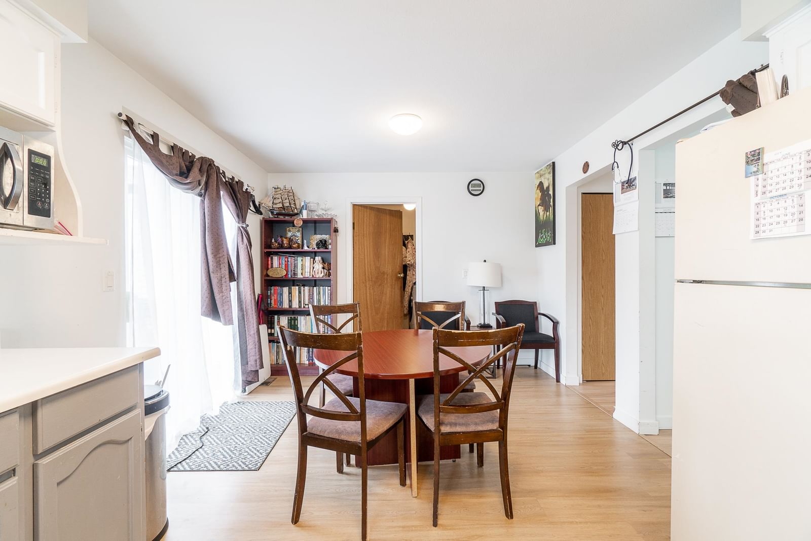 Listing Image 14