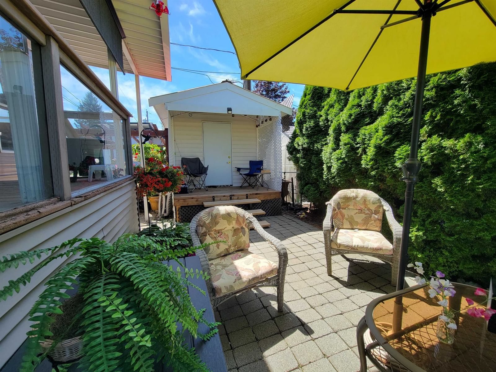 Listing Image 11