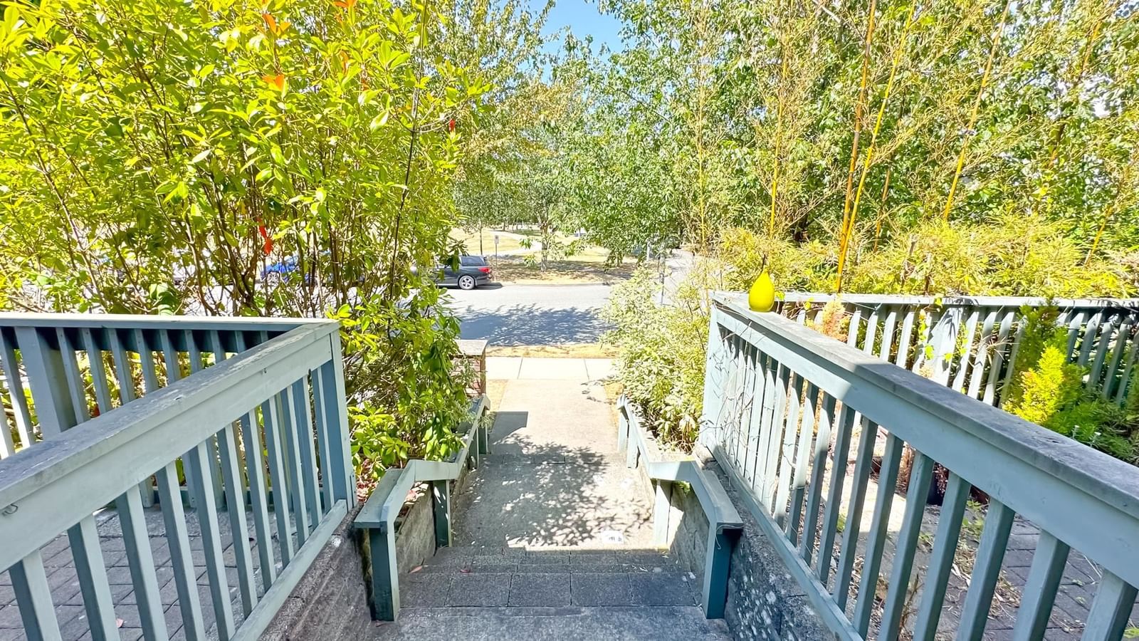 Listing Image 28