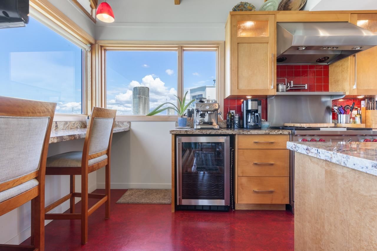 Listing Image 13