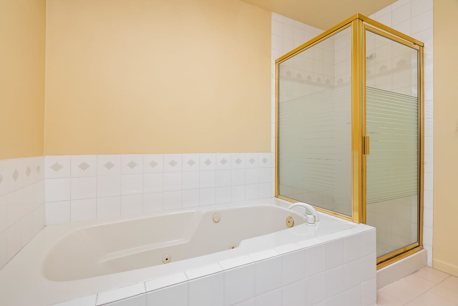 Listing Image 26