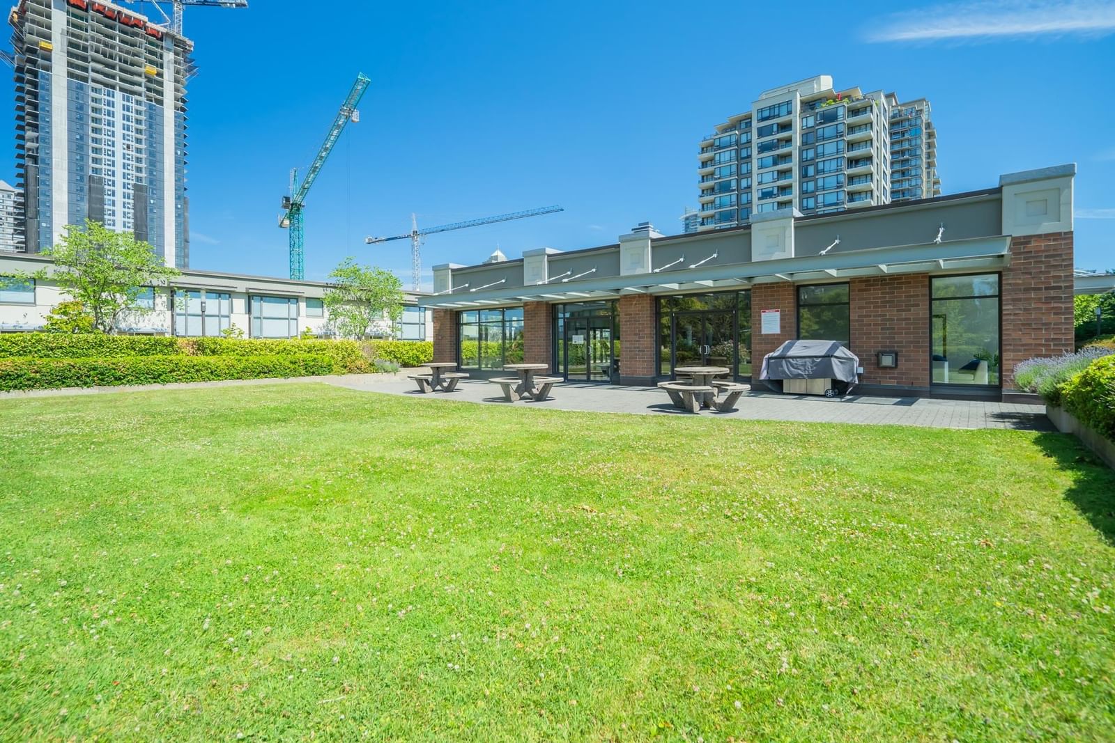 Listing Image 25