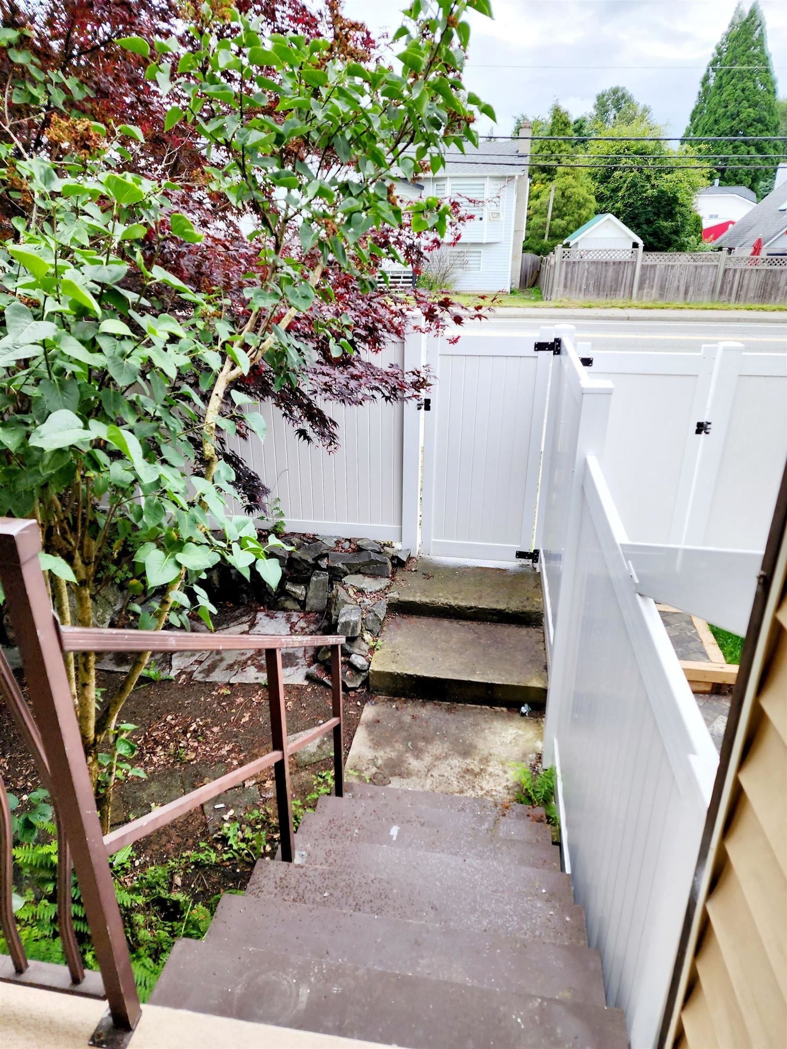 Listing Image 17