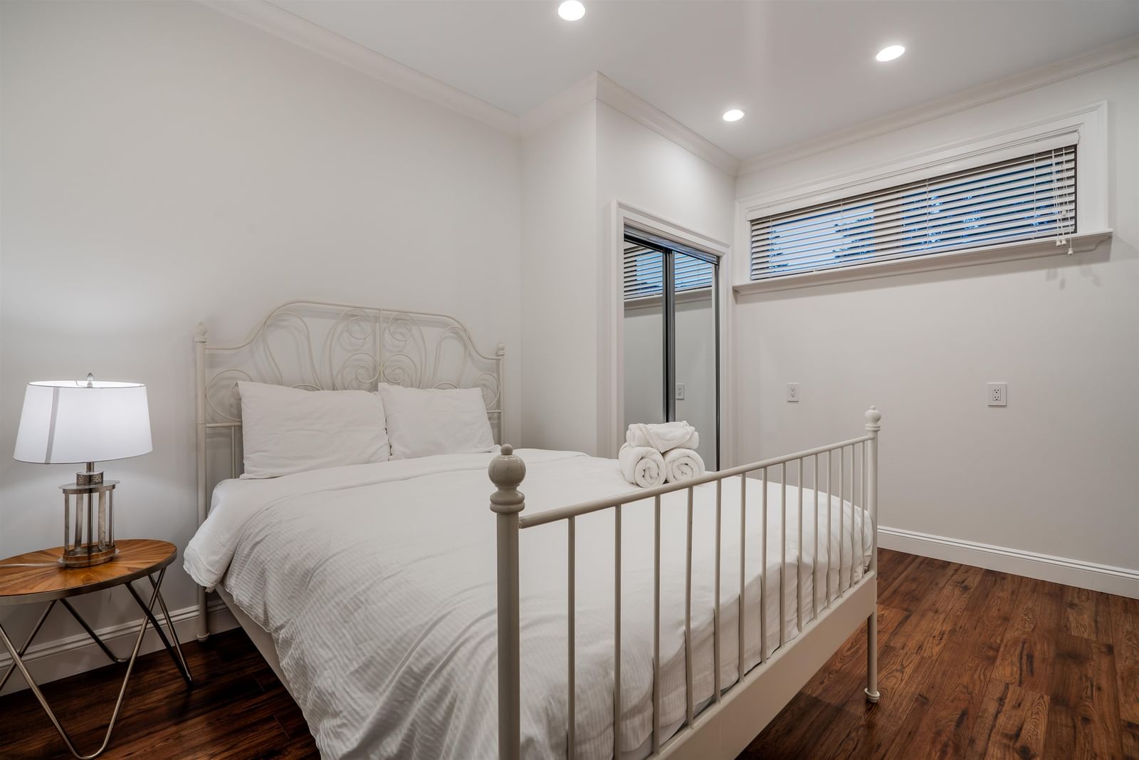Listing Image 30