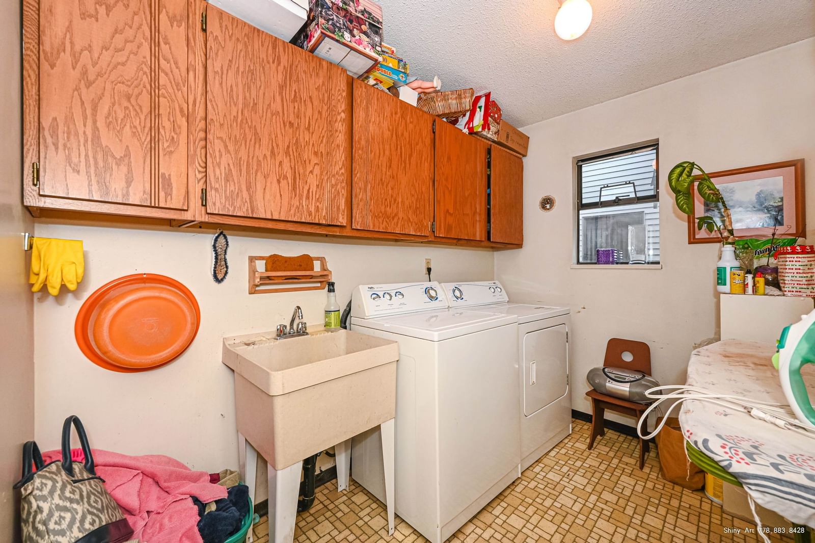 Listing Image 12