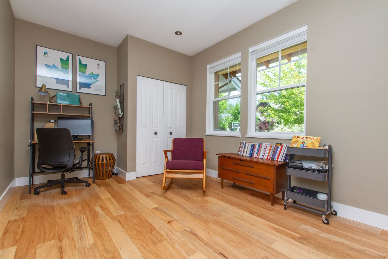 Listing Image 9