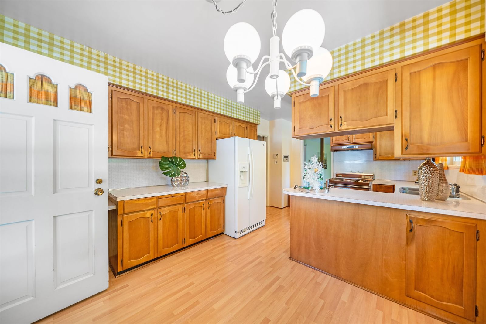 Listing Image 22