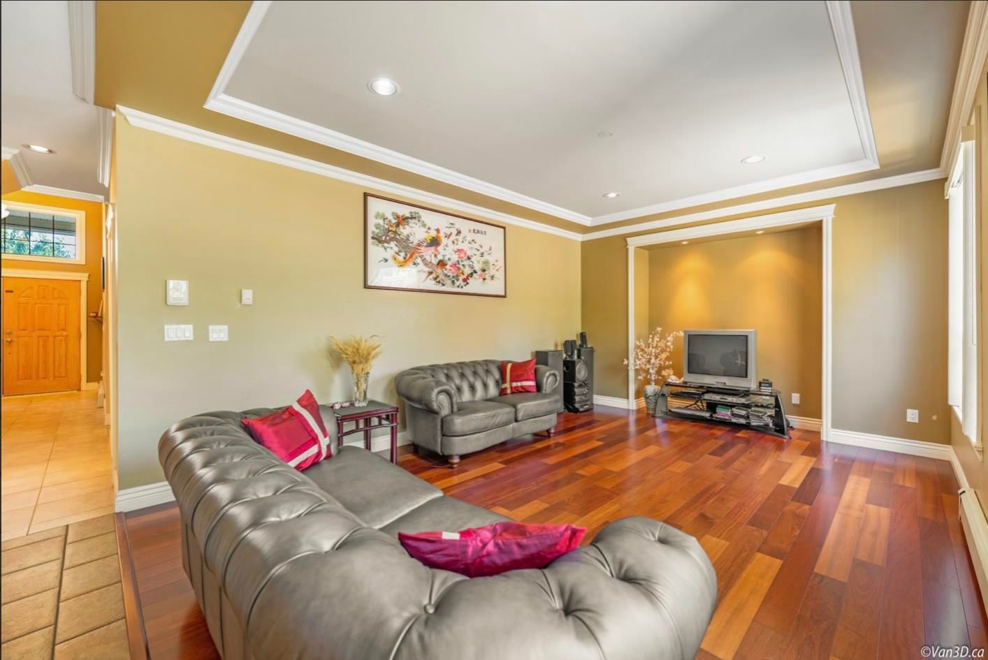 Listing Image 10