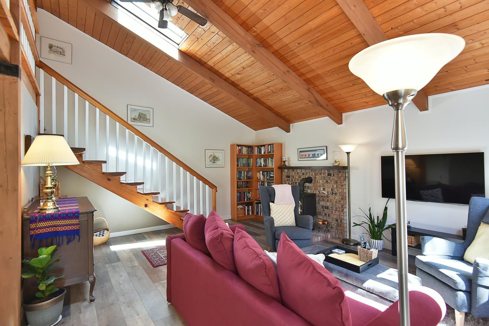 Listing Image 3