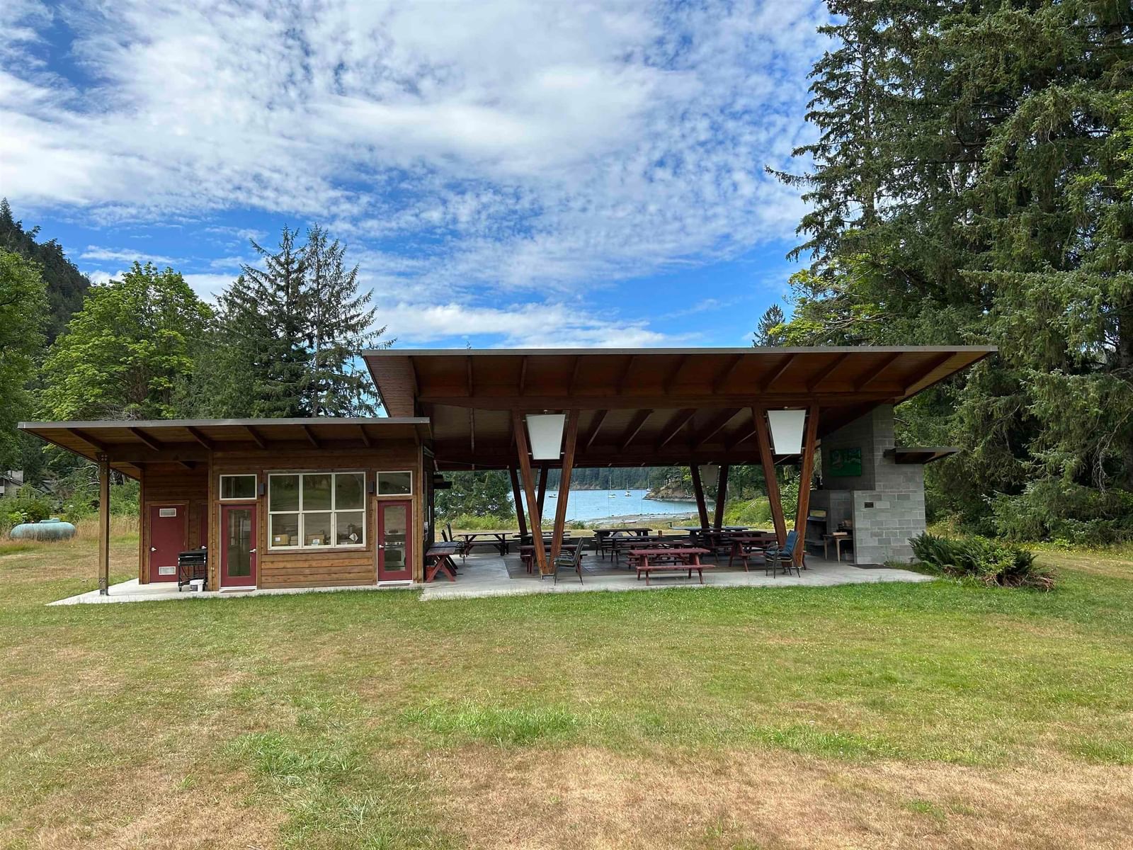 Listing Image 20