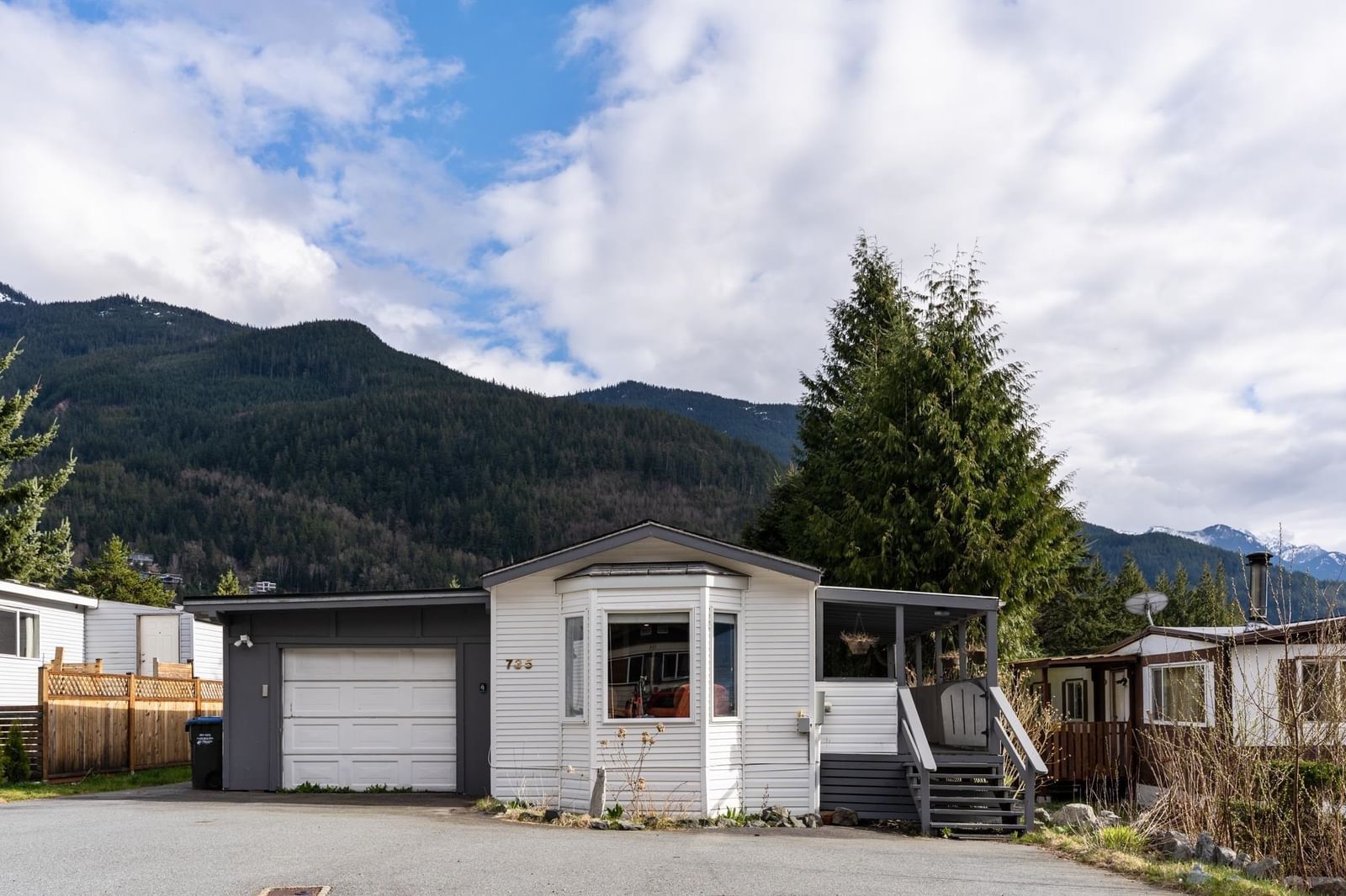 Listing Image 16