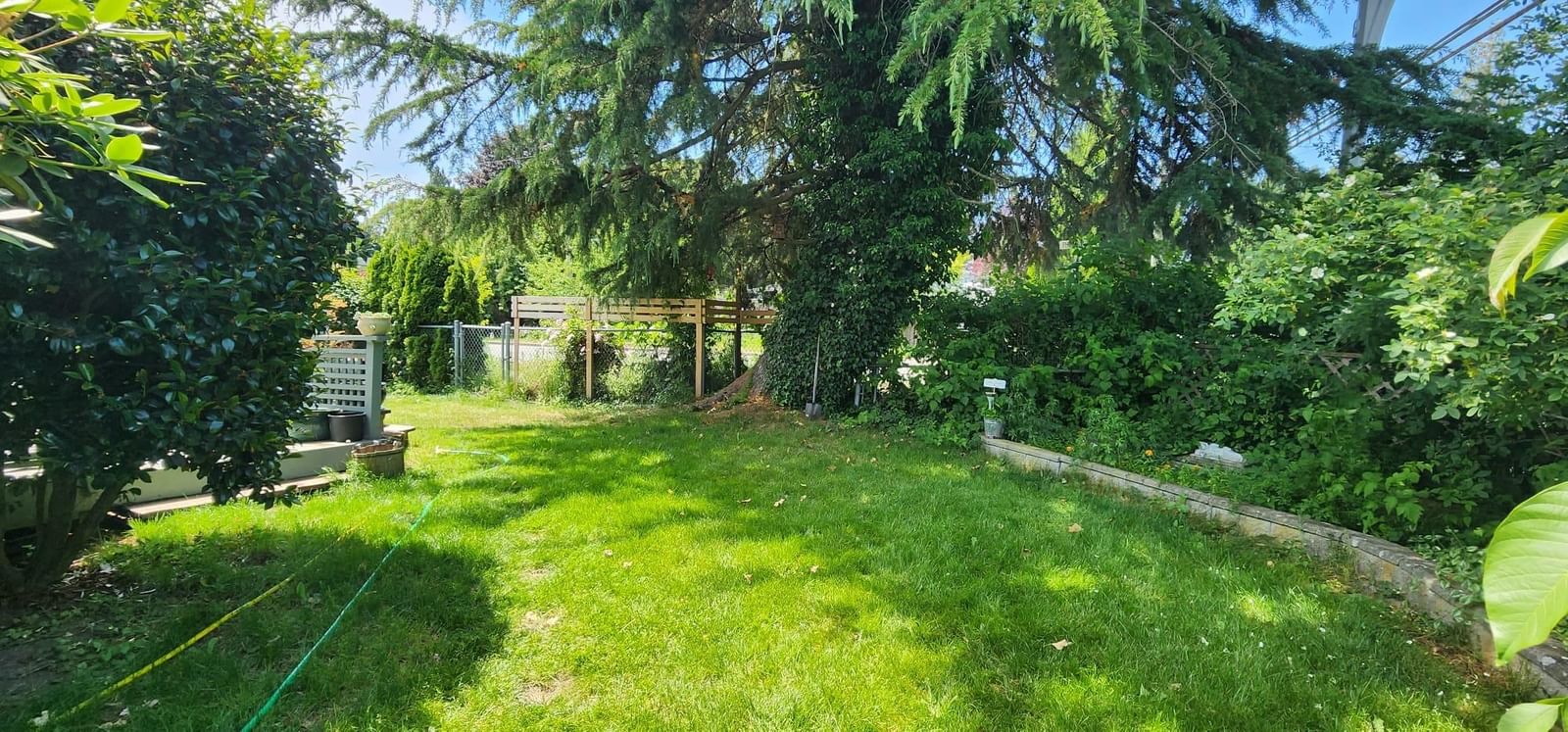 Listing Image 12