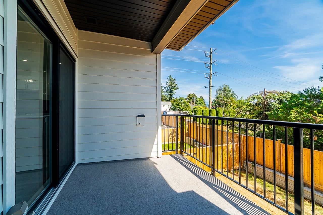 Listing Image 14