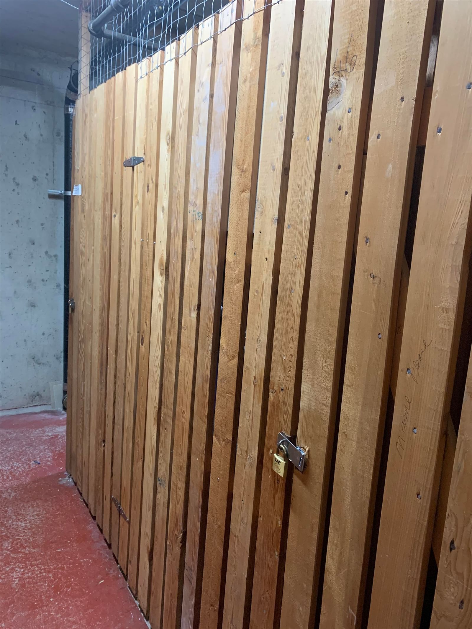 Listing Image 11