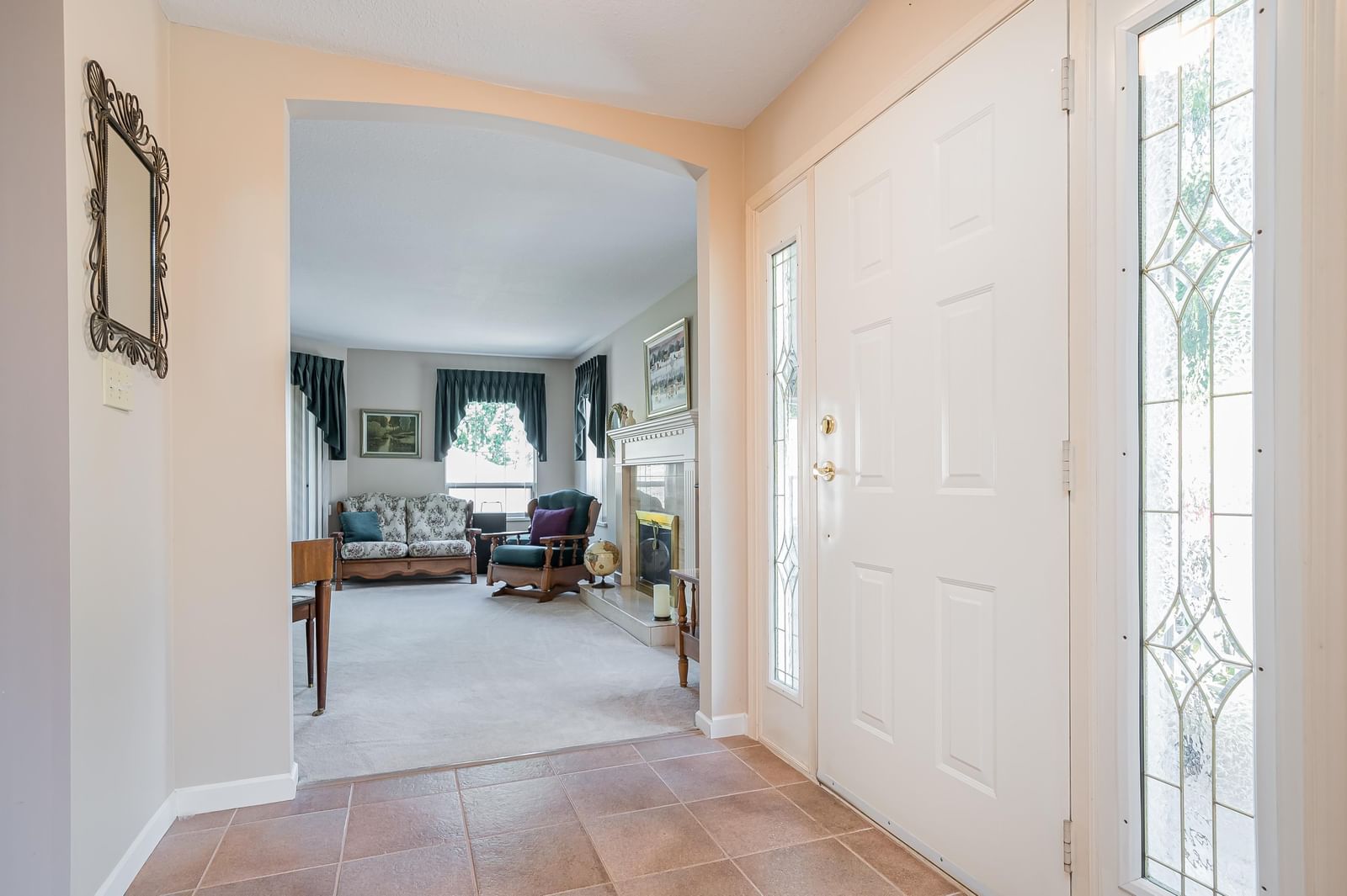 Listing Image 5