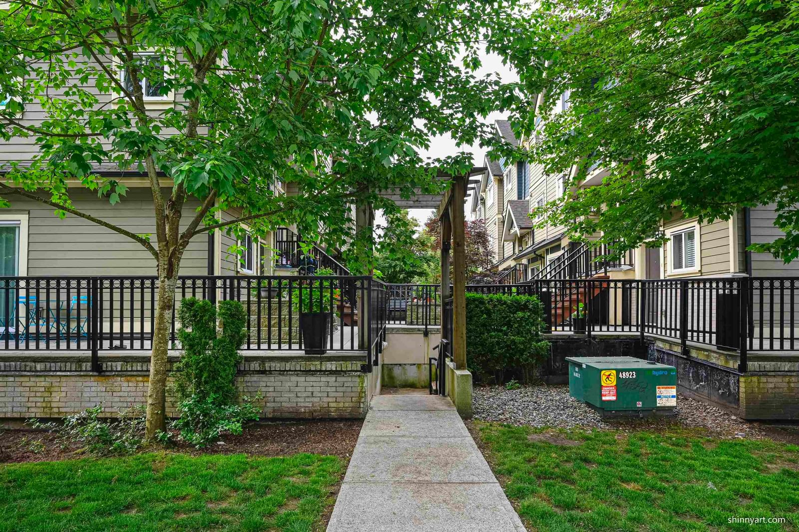 Listing Image 20