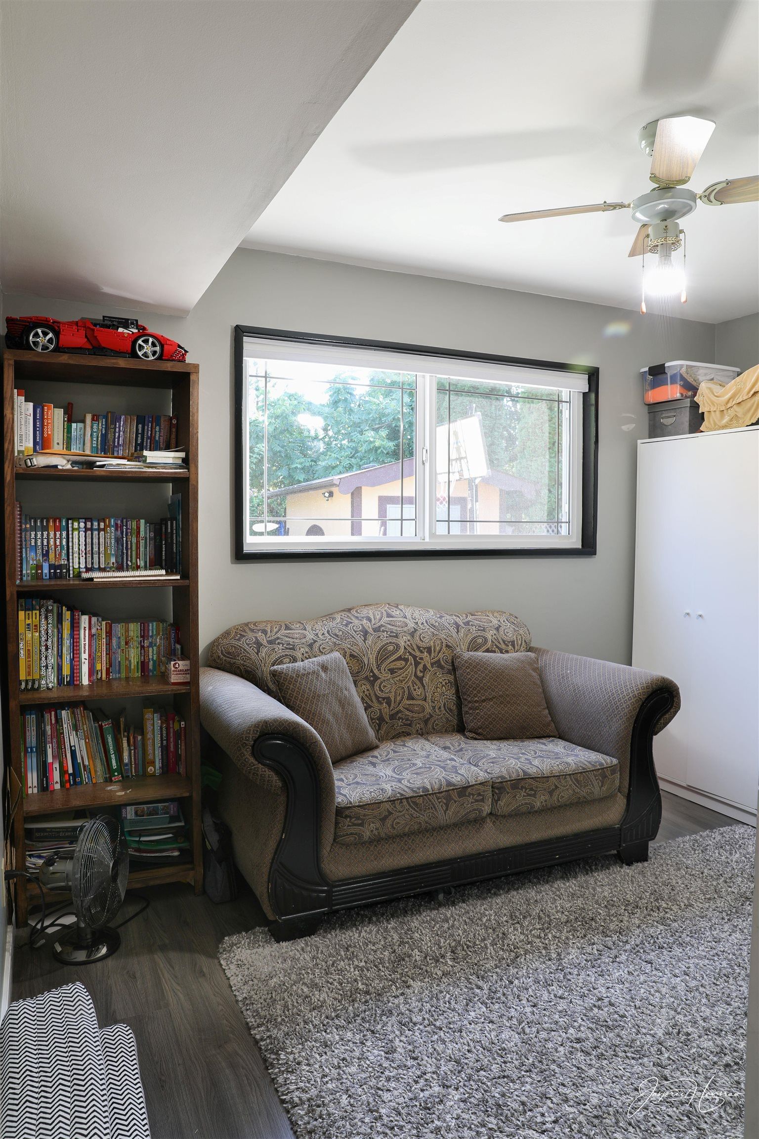 Listing Image 12