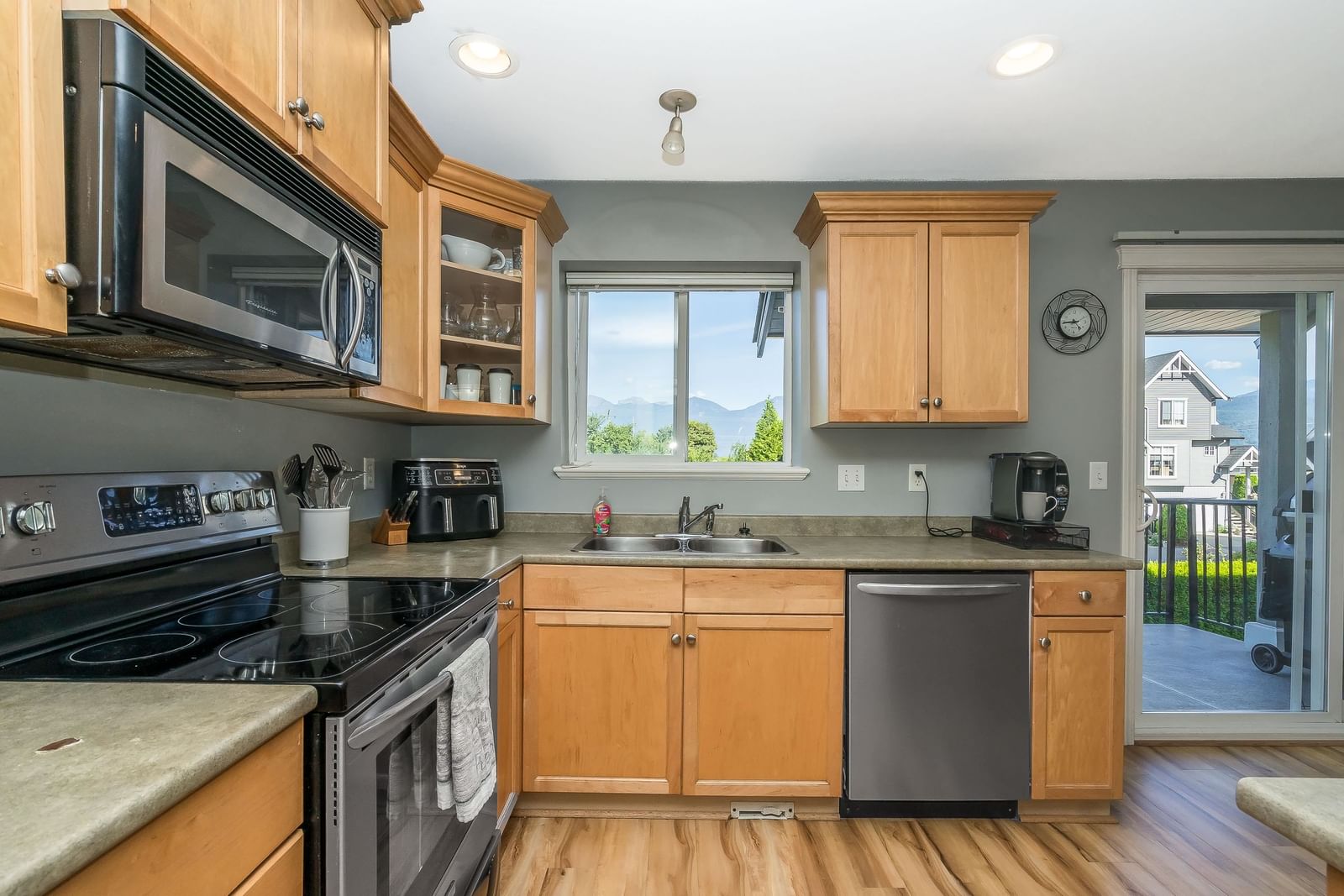 Listing Image 13