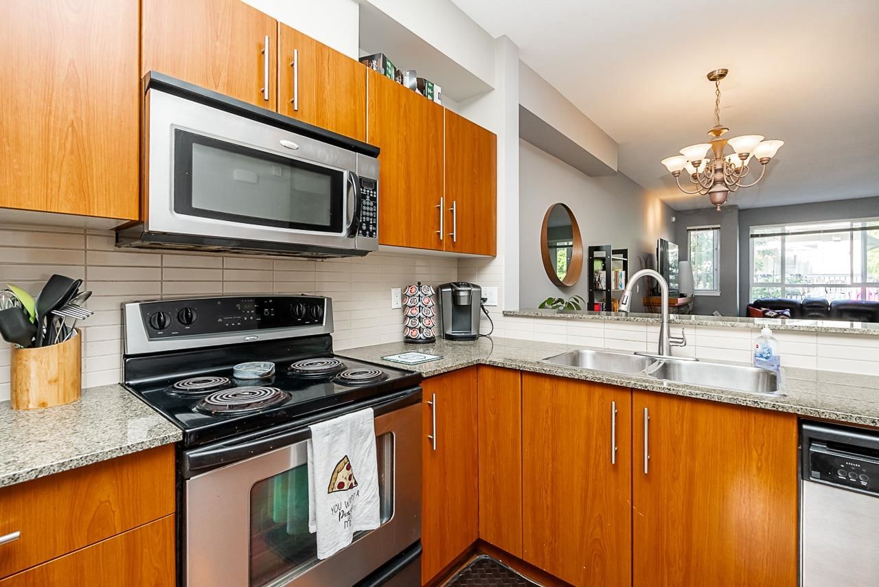 Listing Image 10