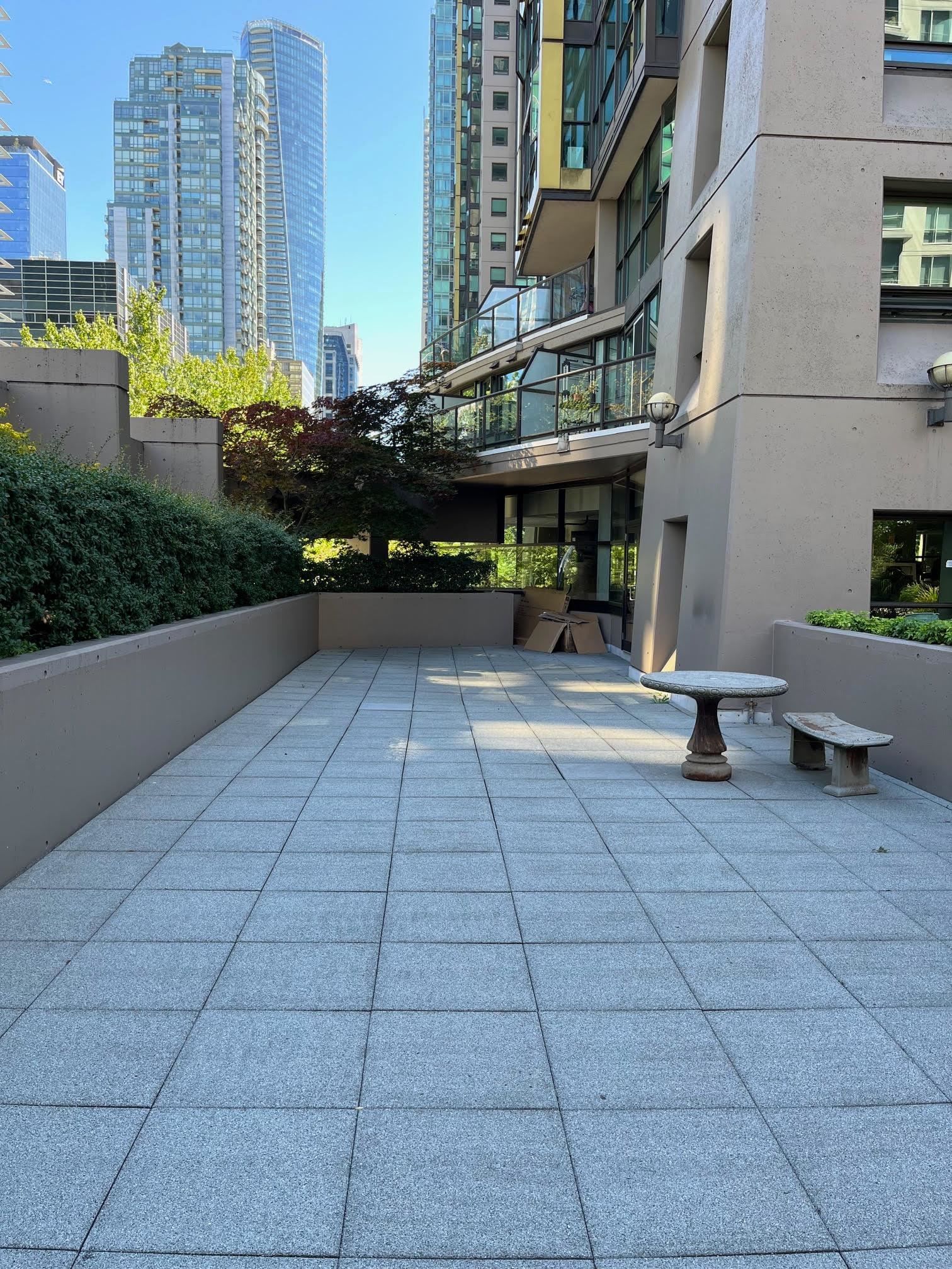 Listing Image 14
