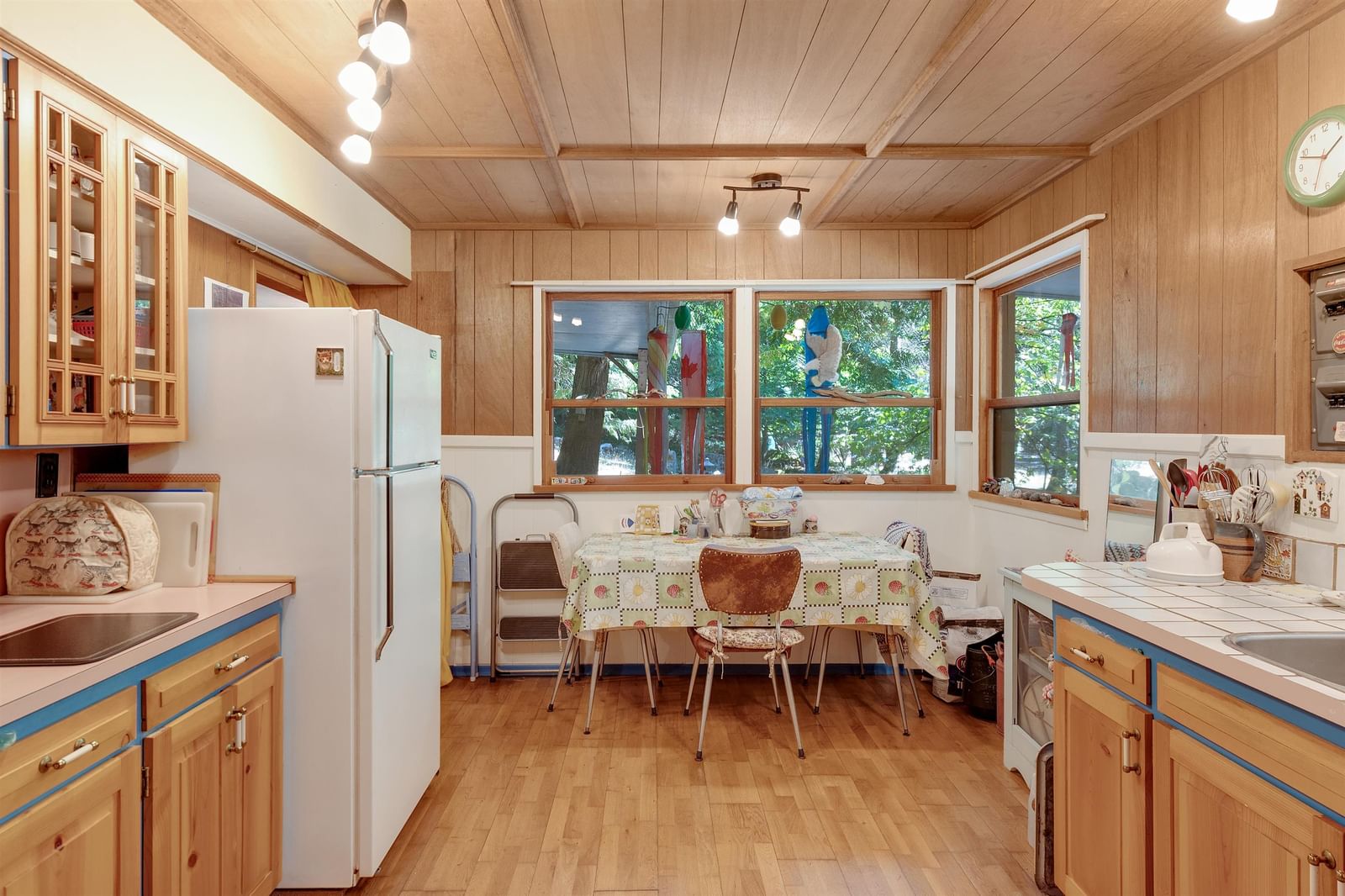 Listing Image 13