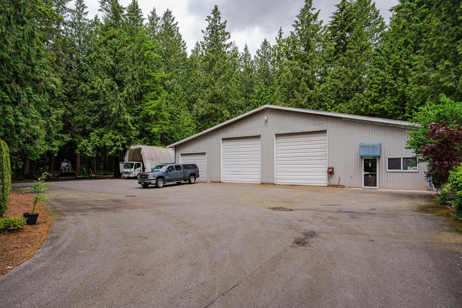 Listing Image 33