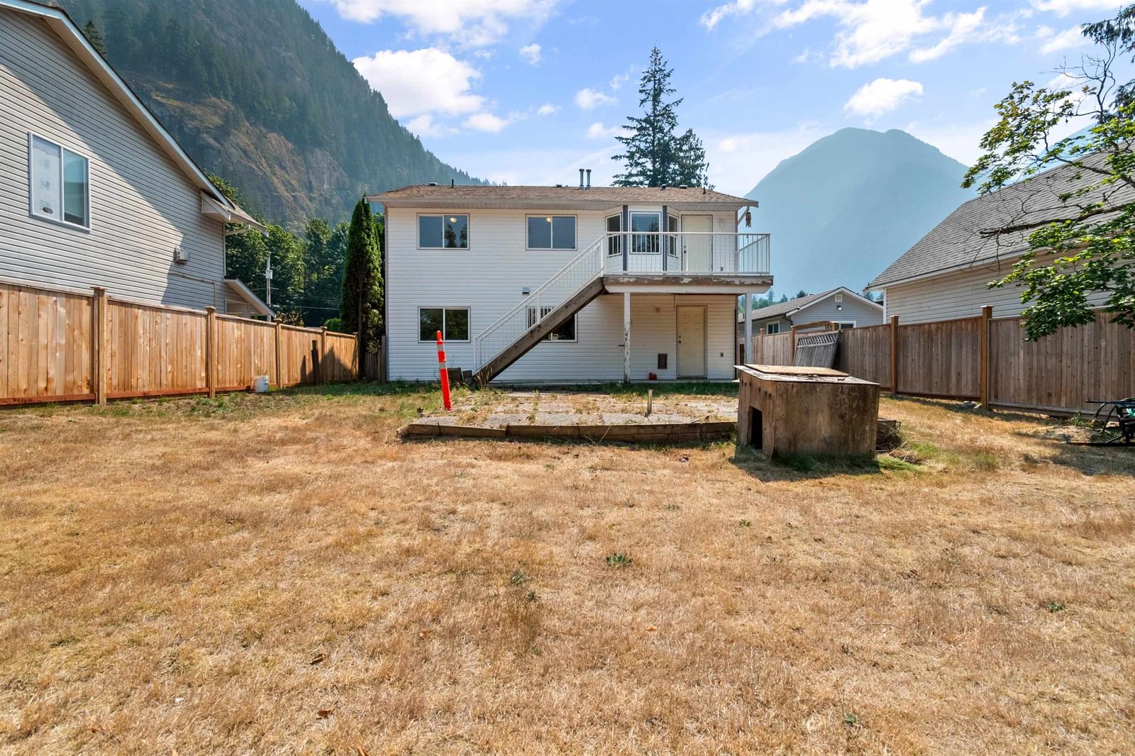 Listing Image 6