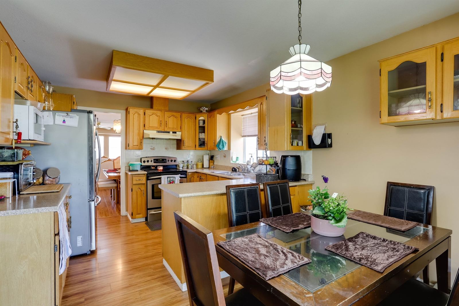 Listing Image 11