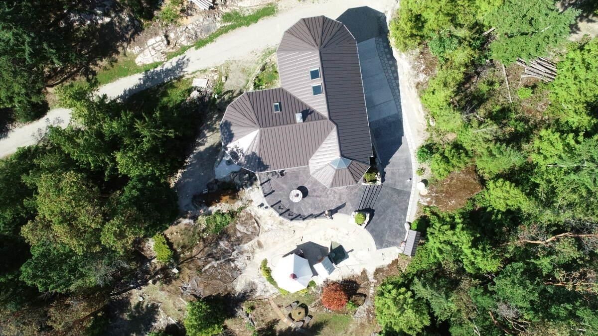 Listing Image 19
