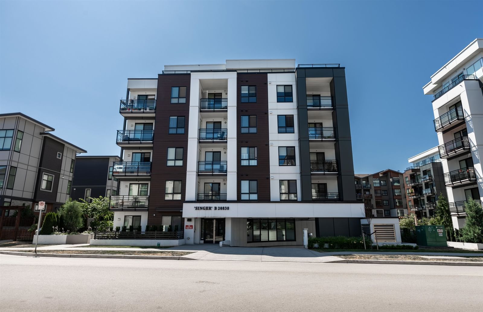Listing Image 1