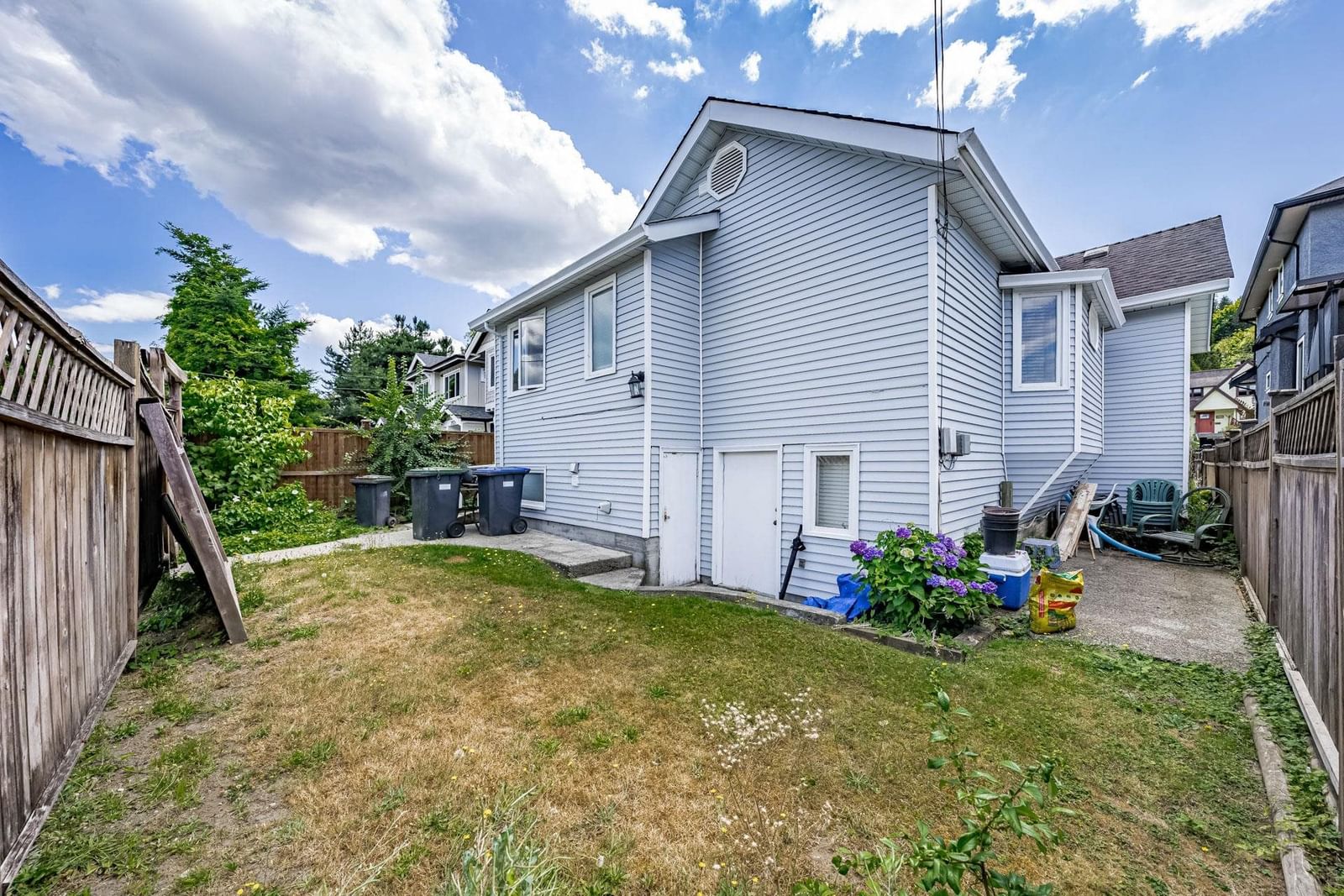 Listing Image 37